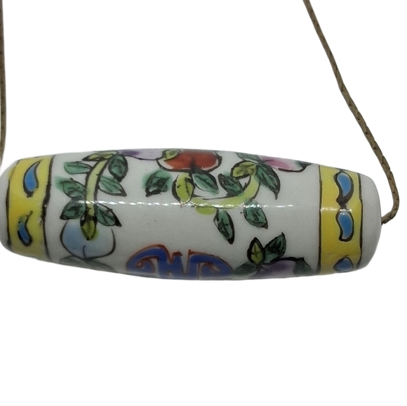 Chinese porcelain export necklace with turquoise glazed  VINTAGE 1970s CHINESE HANDPAINTED PORCELAIN BEAD & GOLDPLATE CHAIN NECKLACE